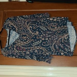 Maurices top size 1 Fall colors navy, gold, burgundy lighty worn